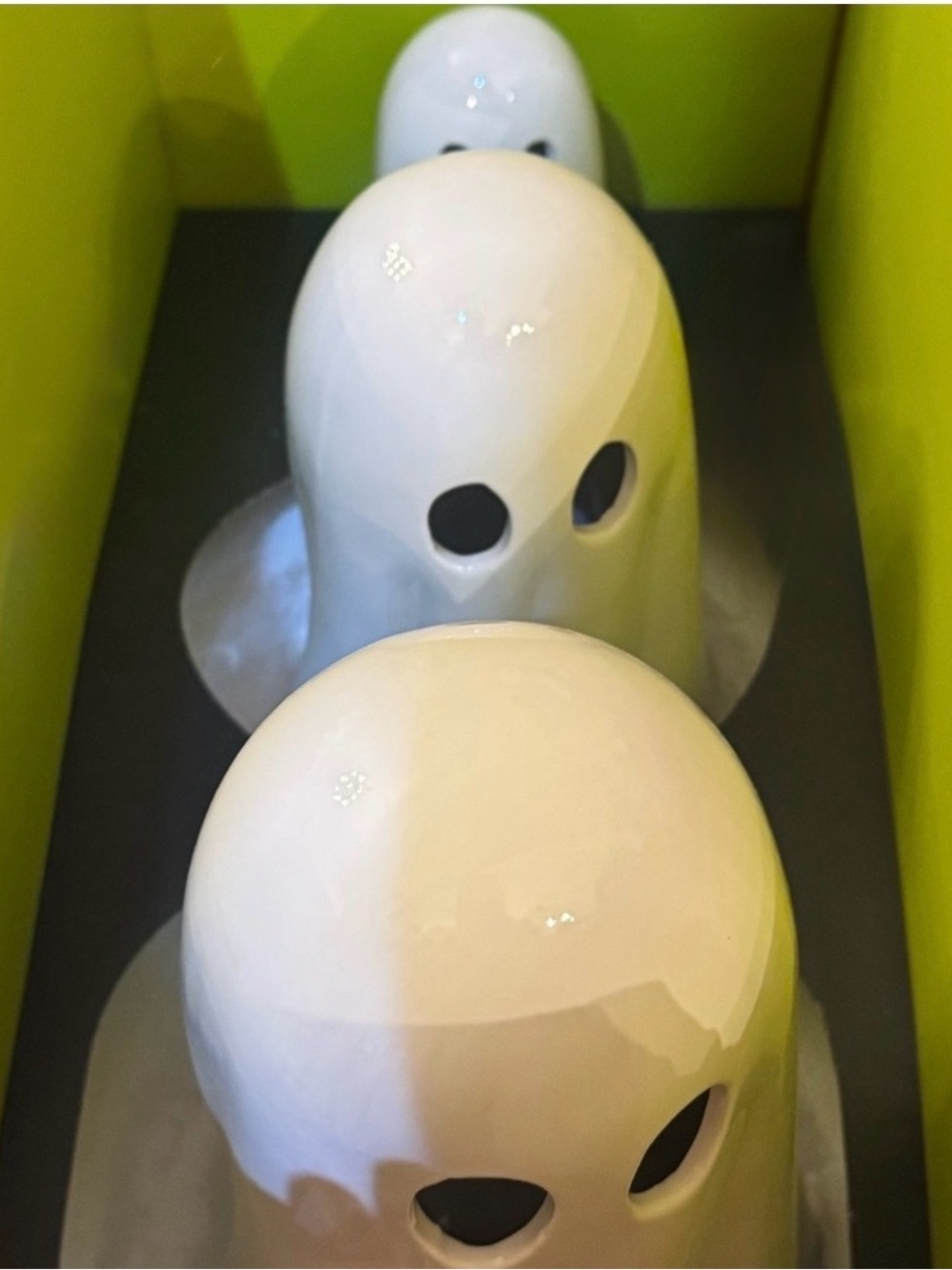 White Halloween LED Ghosts - Set of 3 - Picture 2 of 4